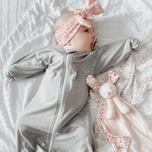 1.0 Tog 95% Bamboo Shark-Fin Transition Swaddle 0-9 Months